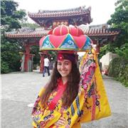 Insegnante madrelingua francese impartisce ripetizioni per alunni dalle scuole elementari all'università. Varie materie oltre al francese